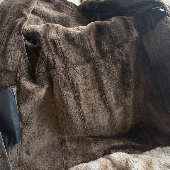 Women’s Black suede and brown shearling coat. Woman’s size 10. - Picture 4 of 6